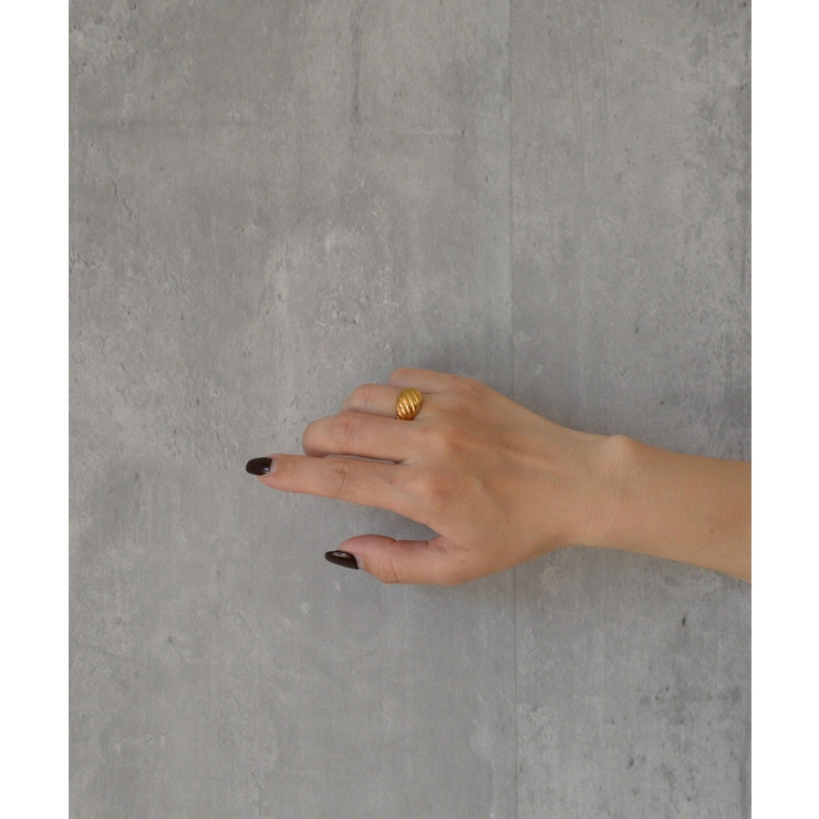 Petite Croissant Ring Stainless 316L | earyear | 詳細画像3 