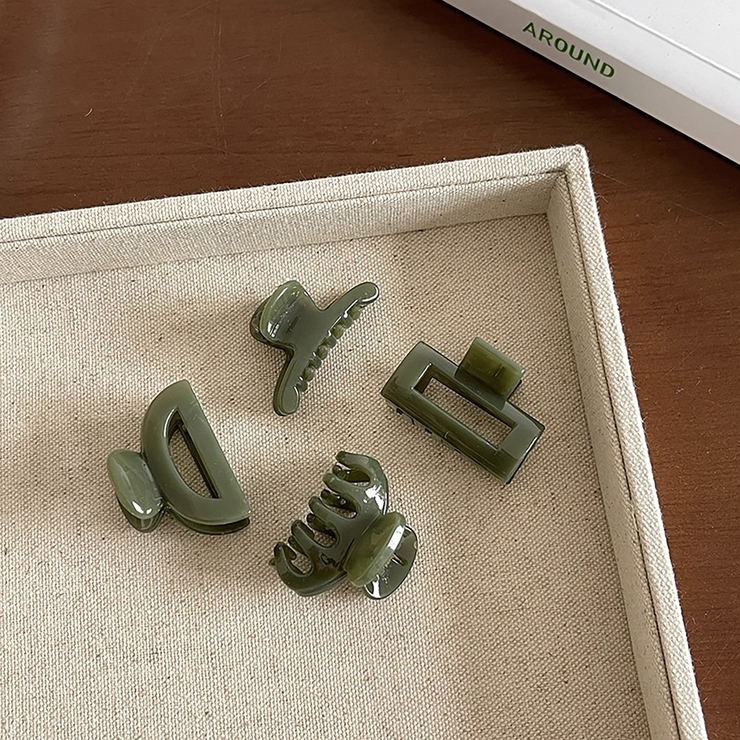 カーキ | 4個セットヘアクリップ【韓国ファッション】 | Girly Doll