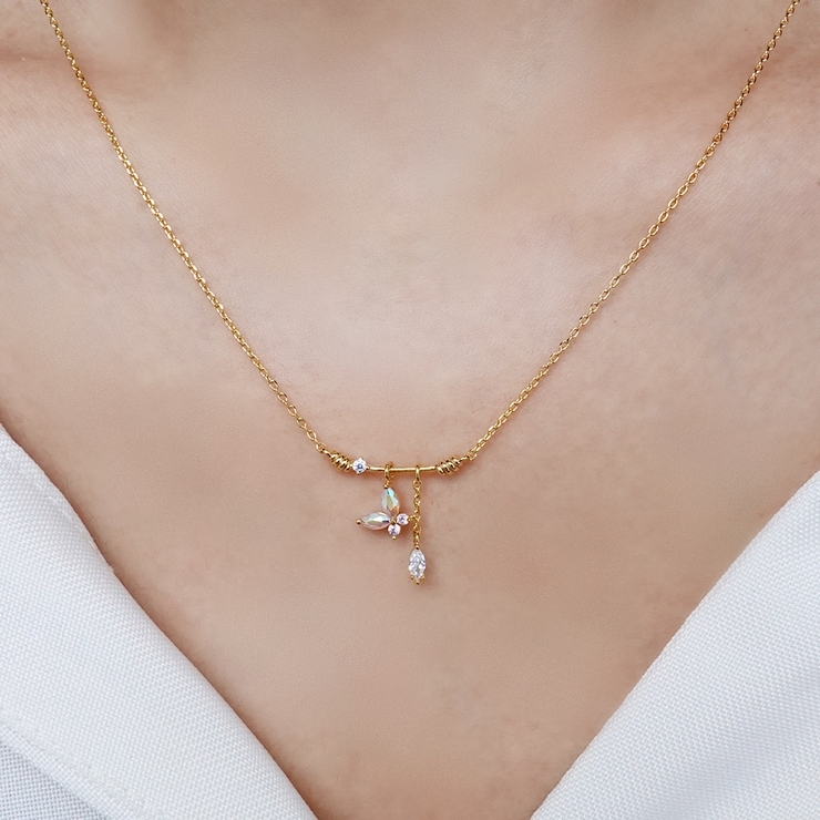 バタフライオーロラネックレス ニッケルフリー 品番 Ejea Enjoueel アンジュエール のレディースファッション通販 Shoplist ショップリスト