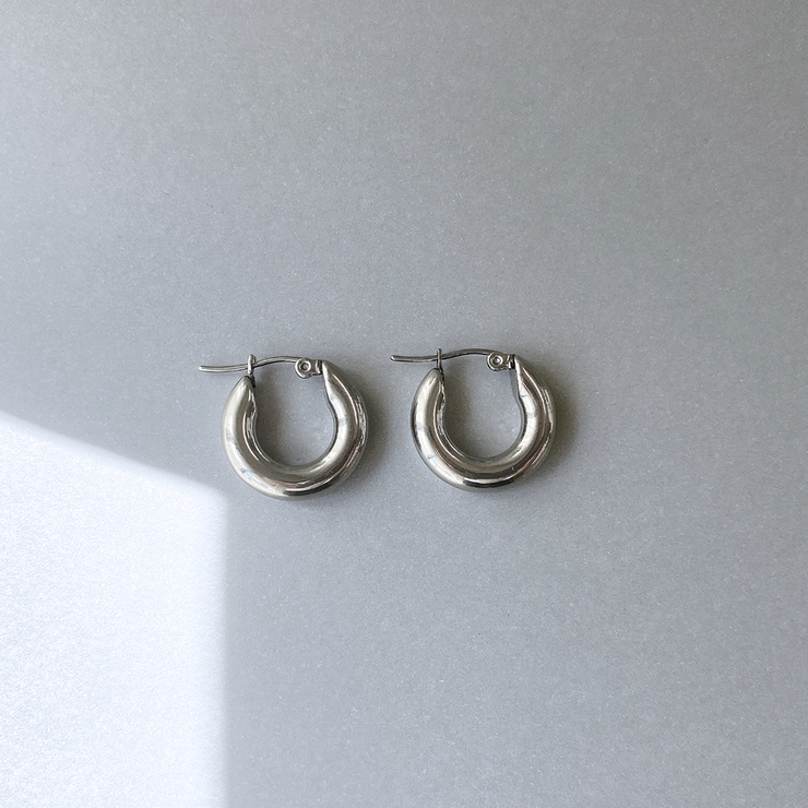 シルバー 20mm | チャンキーフープステンレスメタルピアス サージカルステンレス金属アレルギー | FACION