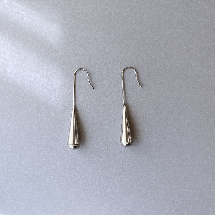 シルバー | ドロップステンレスフックピアス  サージカルステンレス金属アレルギー | FACION