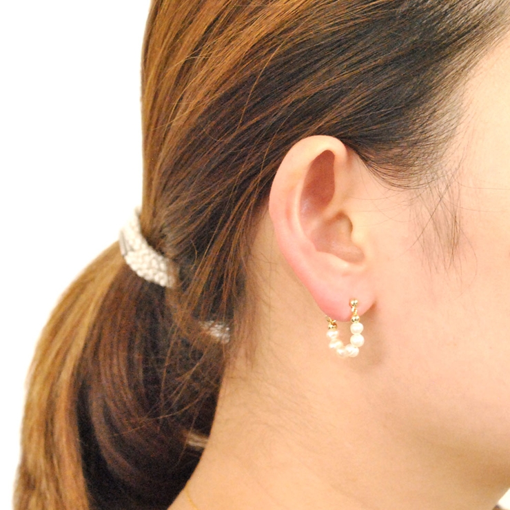 淡水パールチェーンフープピアス 真珠 韓国ファッション 品番 Faca Facion ファシオン のレディースファッション通販 Shoplist ショップリスト