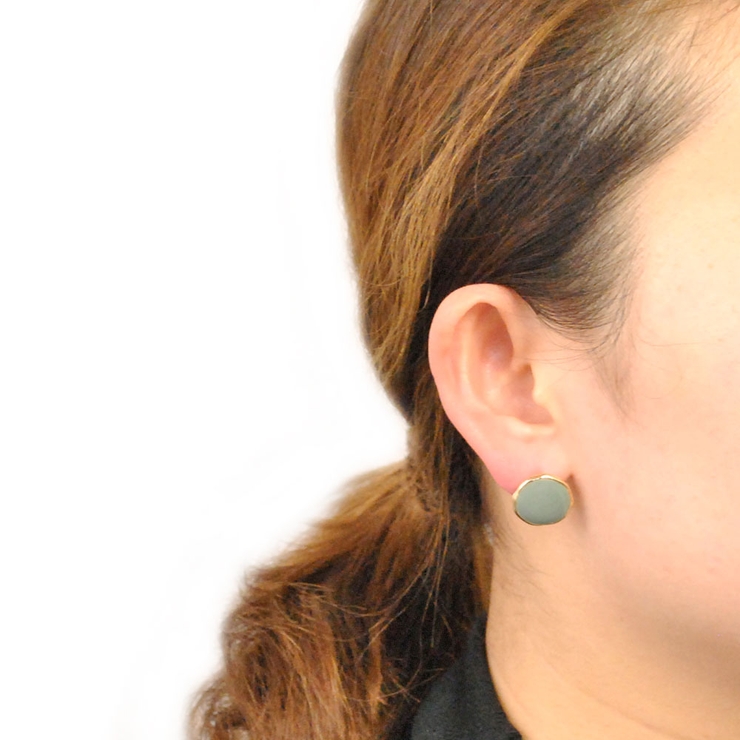 エナメルラウンドプレートピアス プチプラシルバーゴールドインスタ | FACION | 詳細画像3