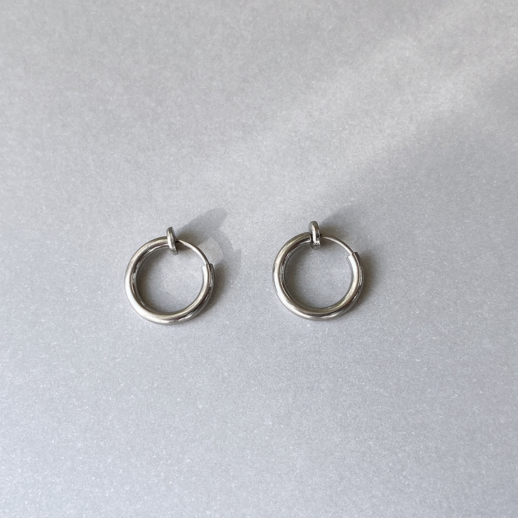 シルバー | 両耳用ステンレスフープイヤリング フェイクピアス サージカルステンレス | FACION