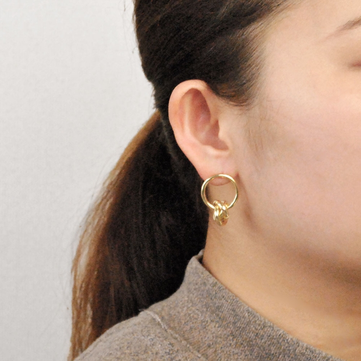 クロススリーリングメタルピアス シルバーゴールドレディースフープ | FACION | 詳細画像4 