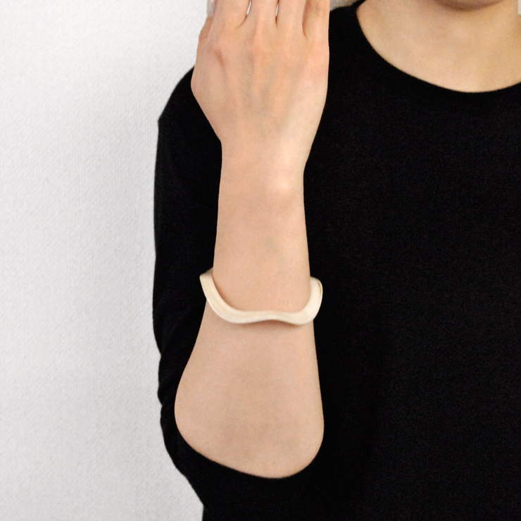 アクリルウェーブバングルブレスレット 透明クリア変形インスタプチプラ ブレス | FACION | 詳細画像3 