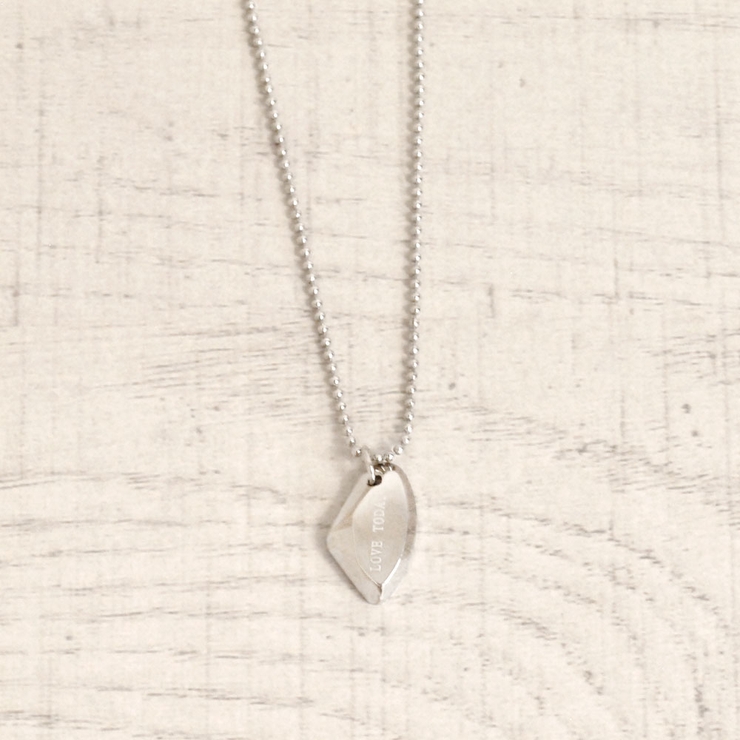 シルバー | love today刻印ステンレスペンダントネックレス サージカルステンレス | FACION