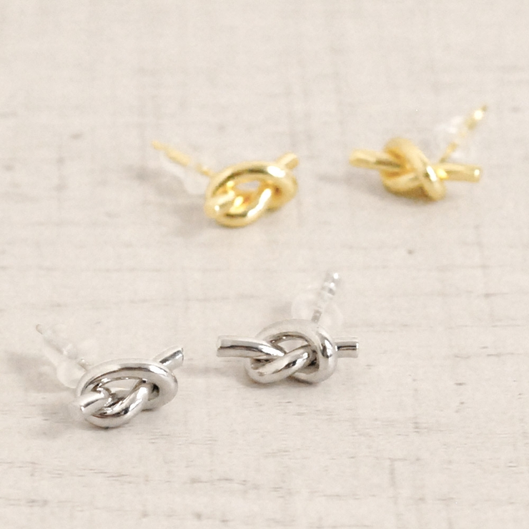 ツイストノットメタルピアス シルバーゴールド結びプチプラ | FACION | 詳細画像1 