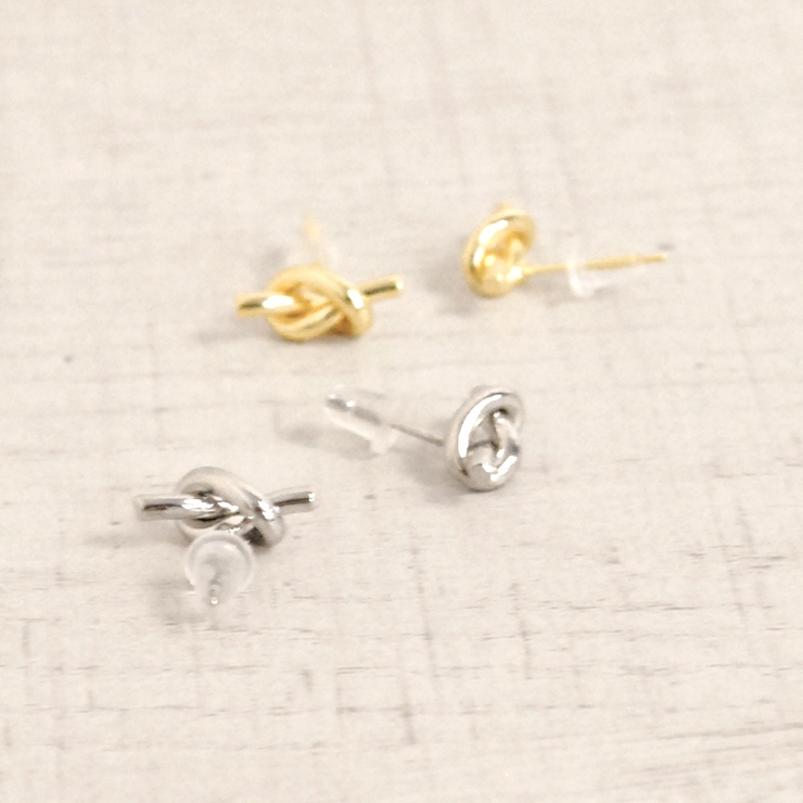 ツイストノットメタルピアス シルバーゴールド結びプチプラ | FACION | 詳細画像2 