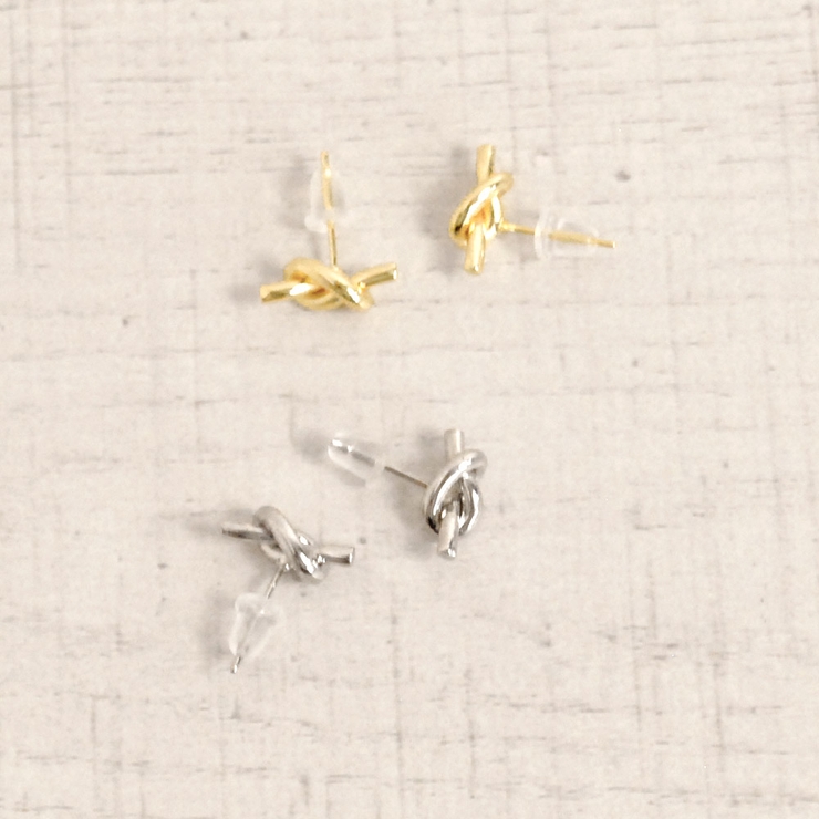 ツイストノットメタルピアス シルバーゴールド結びプチプラ | FACION | 詳細画像3 