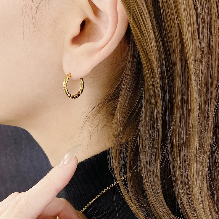 スクラッチカットステンレスフープピアス 中折れ ワンタッチ 開閉式 | FACION | 詳細画像5 