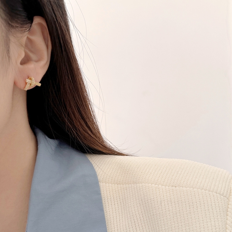 ジルコニアストーン付リボンピアス  レディースノット結び | FACION | 詳細画像6 