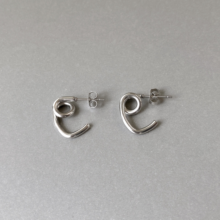 シルバー | ニュアンスハートフープステンレスピアス 316L サージカルステンレス | FACION