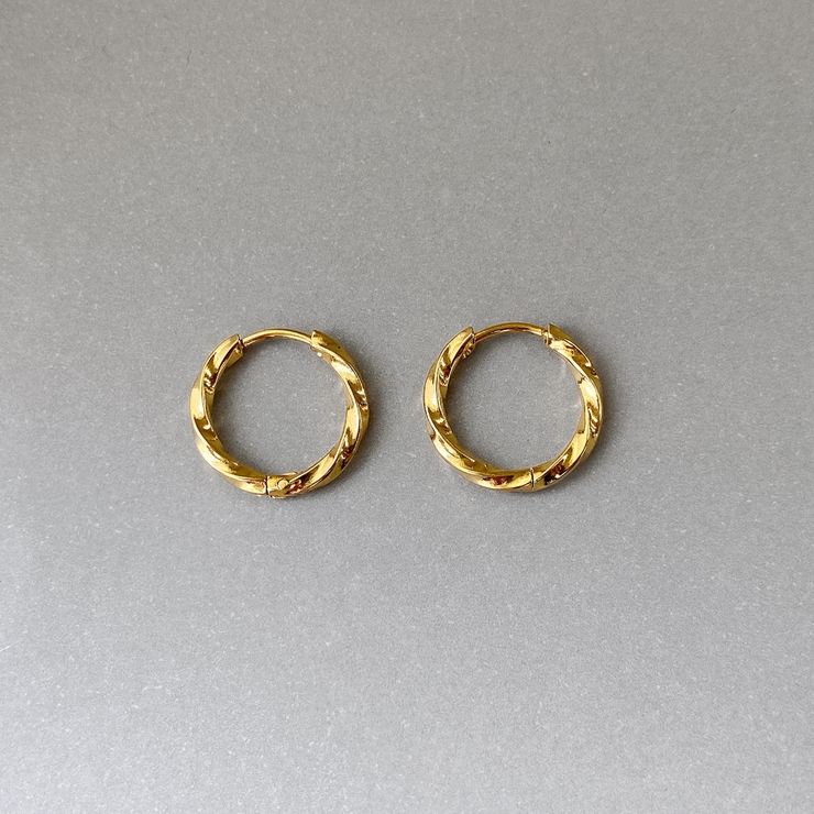 ゴールド | ツイストワンタッチステンレスフープピアス 両耳用 サージカルステンレス | FACION
