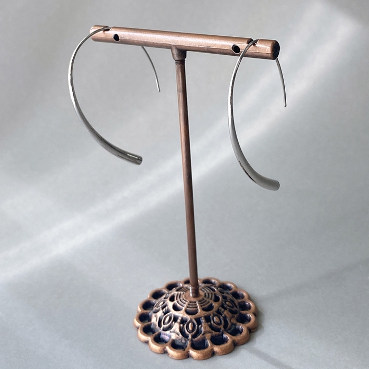 シルバー | スリムドロップステンレスフックピアス サージカルステンレス つけっぱなし | FACION