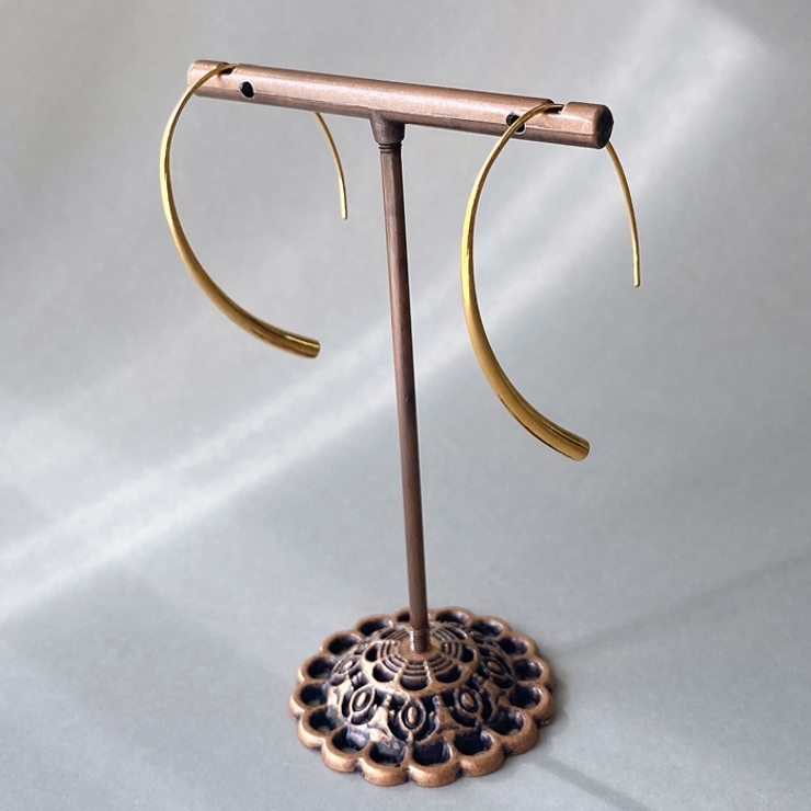 ゴールド | スリムドロップステンレスフックピアス サージカルステンレス つけっぱなし | FACION