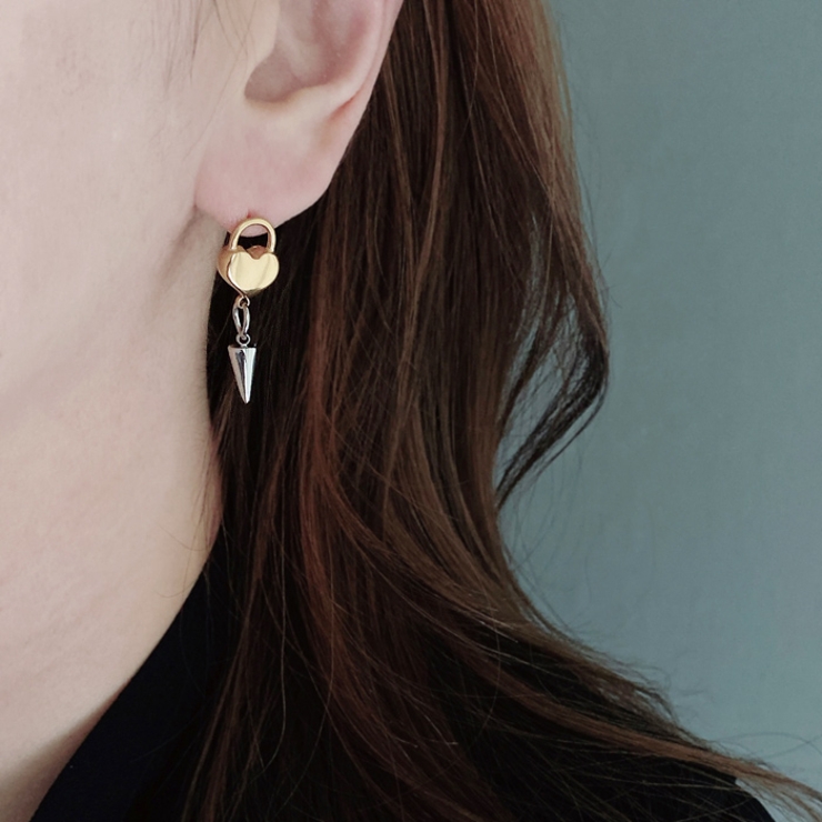 バイカラーデザインハートチェーンステンレスピアス コンビカラー アレルギー対応 | FACION | 詳細画像7 