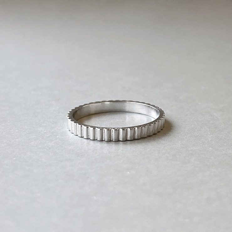 バーティカルストライプラインステンレスリング 指輪 アレルギー対応 | FACION | 詳細画像2 