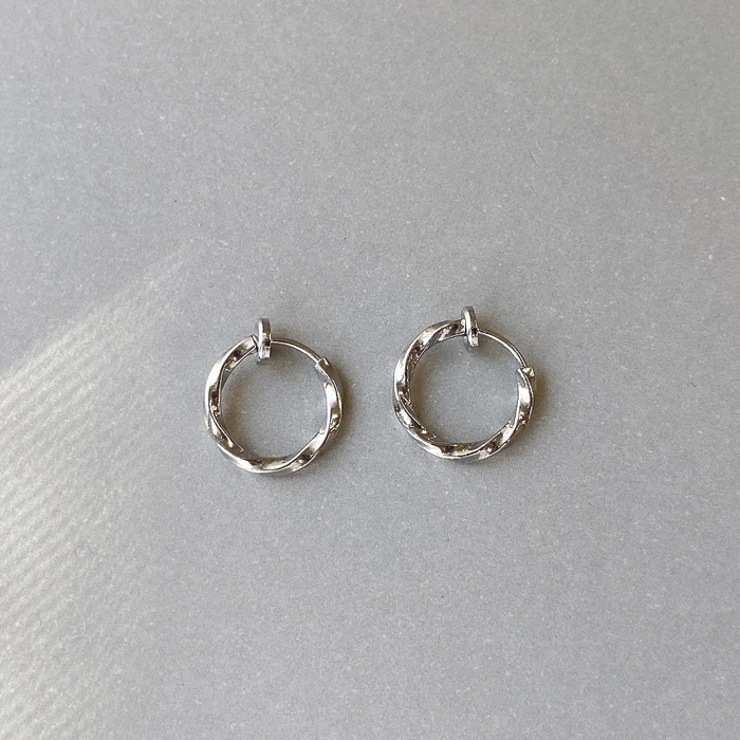 シルバー 12mm | ツイストステンレスフープイヤリング イヤーカフ フープ | FACION