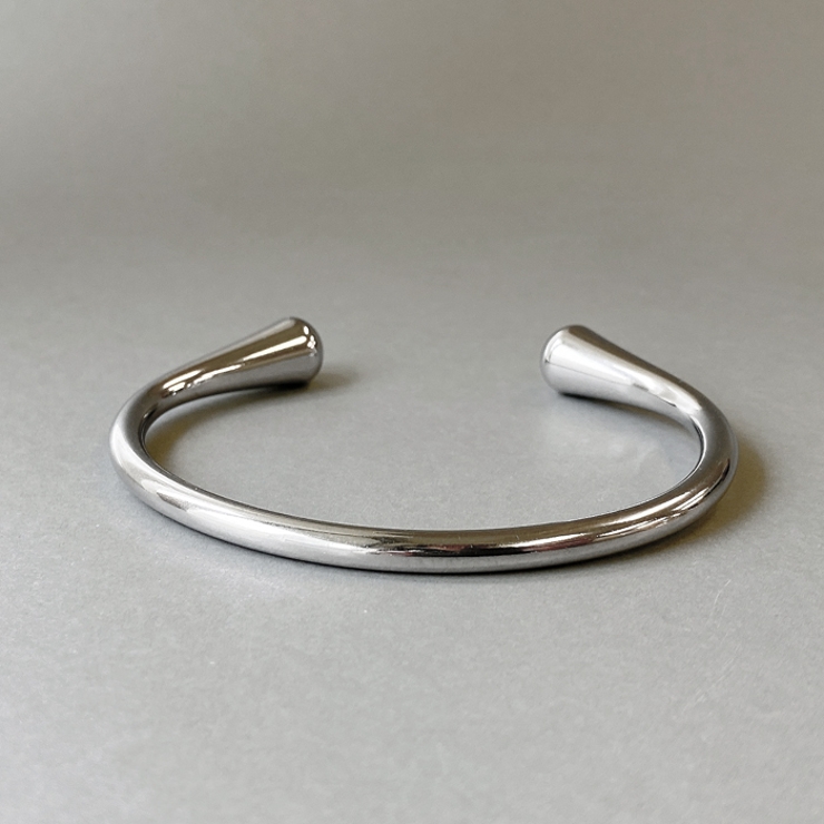 シルバー | ドロップカーブステンレスバングル ブレスレット 大きめ | FACION