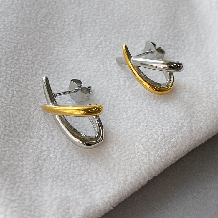 バイカラークロスステンレスピアス つけっぱなし アレルギー対応 | FACION | 詳細画像2 