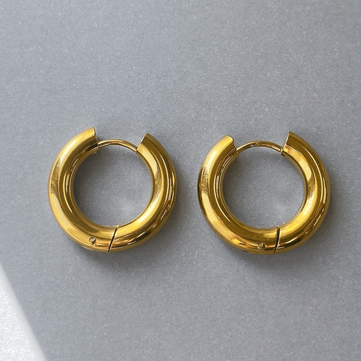 ゴールド | チャンキーメタルフープステンレスピアス アレルギー対応 サージカルステンレス | FACION