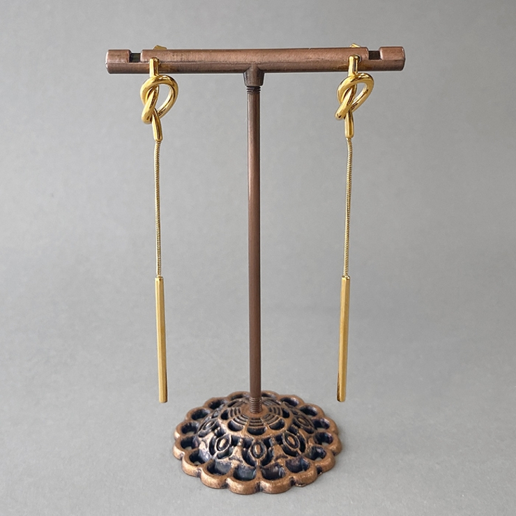 ゴールド | ノットラインチェーンステンレスピアス アレルギー対応 揺れる | FACION