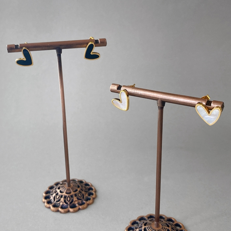 シェル風ハートステンレスピアス アレルギー対応 つけっぱなし | FACION | 詳細画像4 