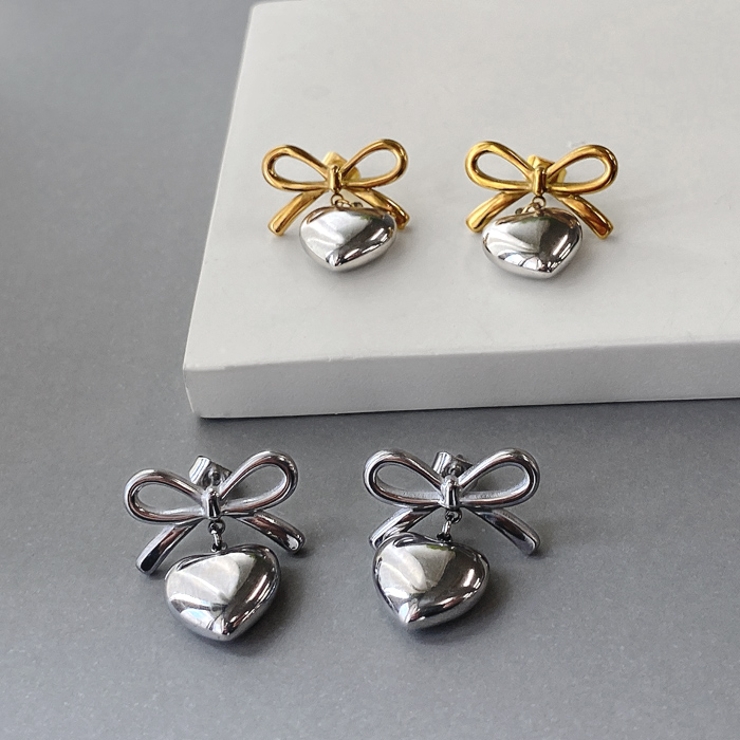 リボン＆ハートステンレスピアス アレルギー対応 つけっぱなし | FACION | 詳細画像2 