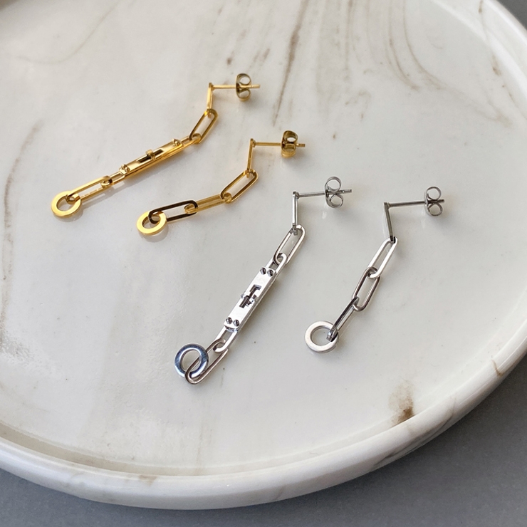アシンメトリステンレスデザインチェーンピアス 金属アレルギー アレルギー対応 | FACION | 詳細画像2 