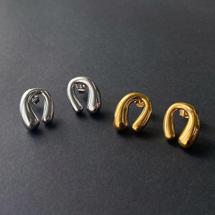 ニュアンス馬蹄ホースシューステンレスピアス アレルギー対応 レディース | FACION | 詳細画像1 