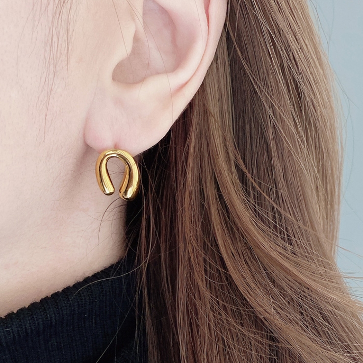 ニュアンス馬蹄ホースシューステンレスピアス アレルギー対応 レディース | FACION | 詳細画像8 