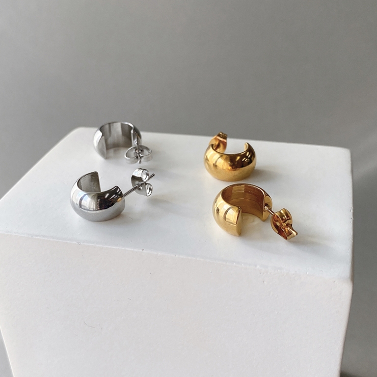 プランプステンレスロールフープピアス 金属アレルギー対応 アレルギー対応ピアス | FACION | 詳細画像4 