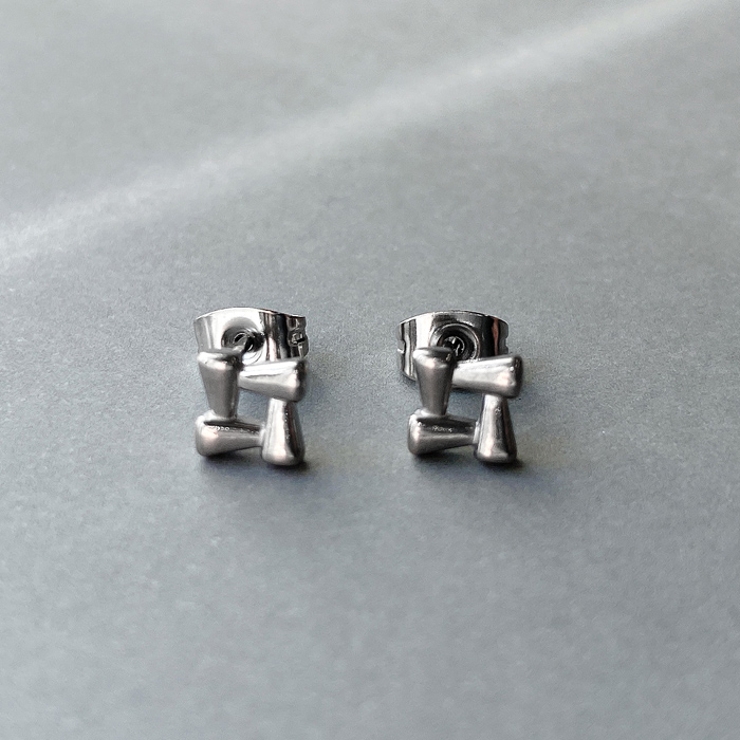 シルバー | ブロックミニフラワーステンレスピアス サージカルステンレス 極小 | FACION