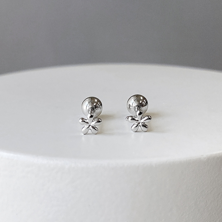 シルバー | フラワーミニステンレスピアス サージカルステンレス 両耳用 | FACION