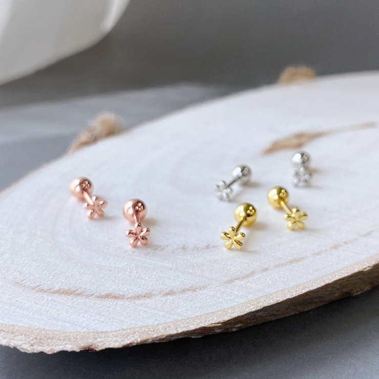 フラワーミニステンレスピアス サージカルステンレス 両耳用 | FACION | 詳細画像1 