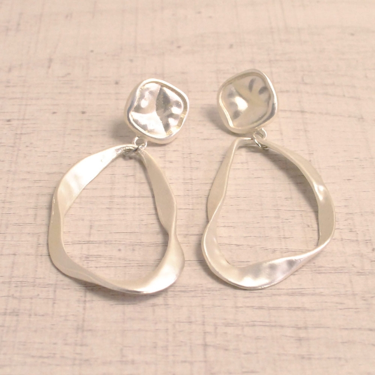 シルバー | 変形フレームソフトメタルピアス シルバー ゴールド | FACION