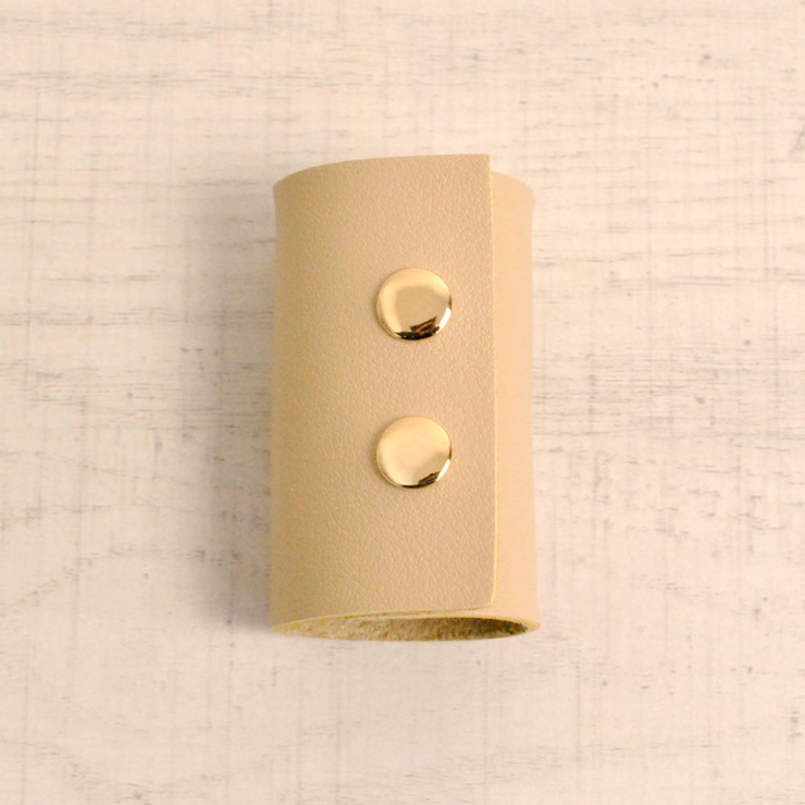 ベージュ | レザーロールポニーフック ヘアフックヘアカフスヘアアクセサリートレンドアレンジ | FACION