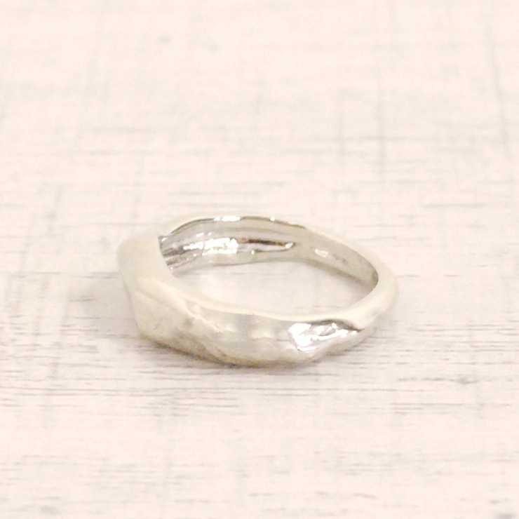 エンボスメタルピンキーリング 指輪5号いびつハンドメイドゆがみ変形ニュアンスピン… | FACION | 詳細画像3 