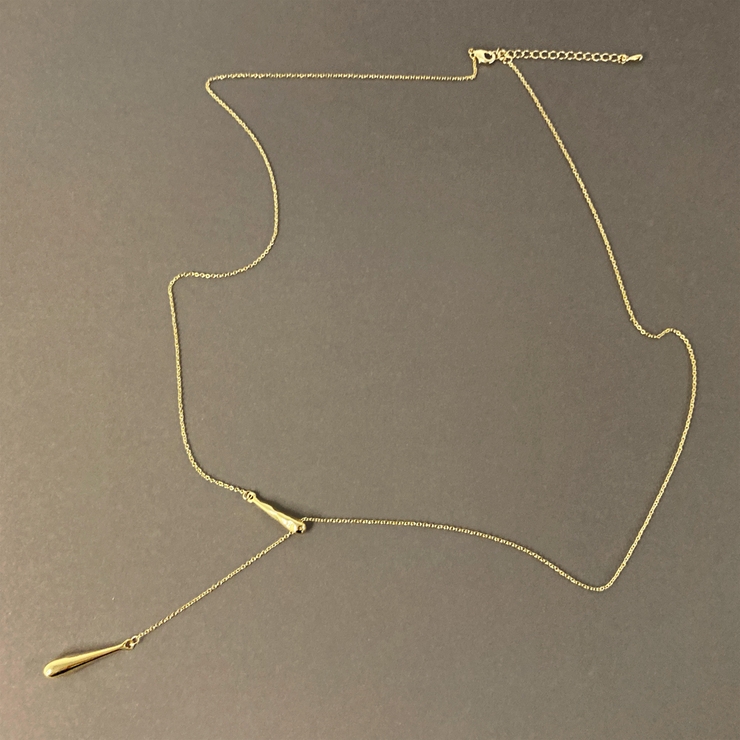 ニュアンスドロップY字ロングネックレス 雫型 涙型 変形 レディース | FACION | 詳細画像3 
