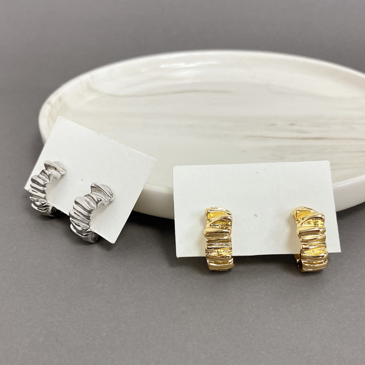 バンピークリップ式イヤリング 両耳用 大ぶり | FACION | 詳細画像5 