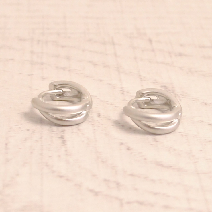 シルバー | 2連ミニフープワンタッチピアス開閉式シルバー ゴールド プチプラ韓国 | FACION