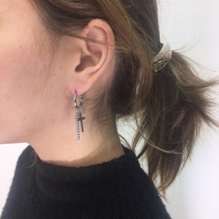 片耳クロスチェーンステンレスピアス フープ シルバー | FACION | 詳細画像7 