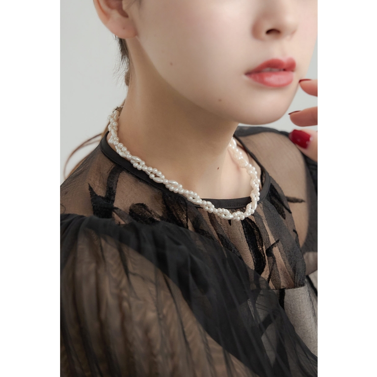 シルバー | niana ニアナ ツイストパールネックレス | Fashion Letter