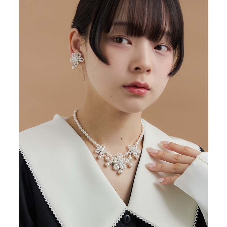 niana ニアナ ボリュームフラワーパールネックレス | Fashion Letter | 詳細画像3 
