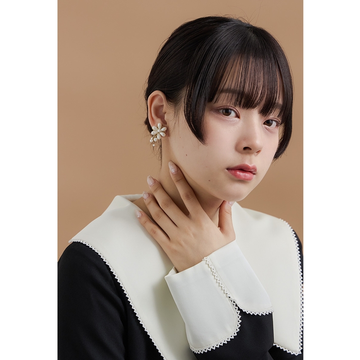 niana ニアナ パールフラワーイヤリング | Fashion Letter | 詳細画像4 