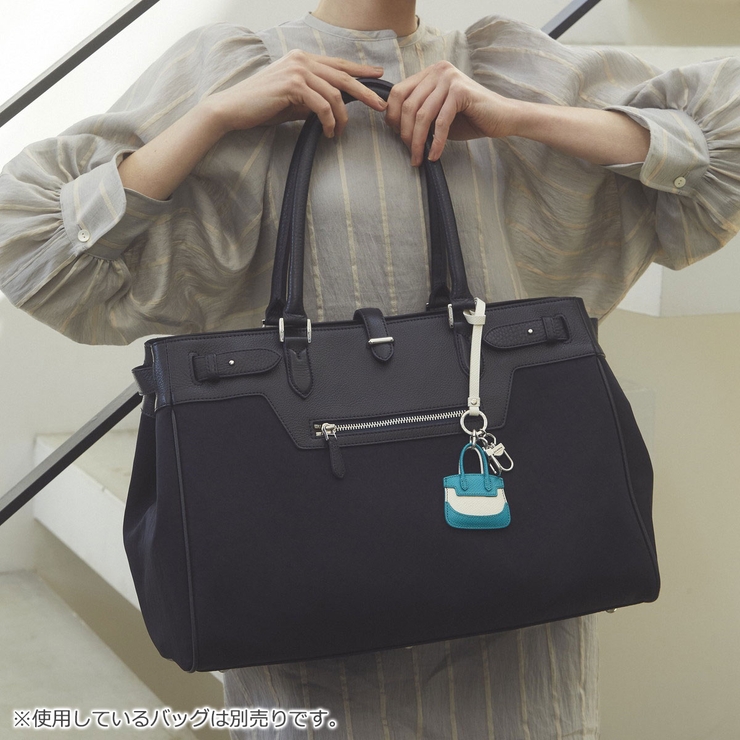 ペッレモルビダ キーホルダー 革[品番：GLNB0014009
