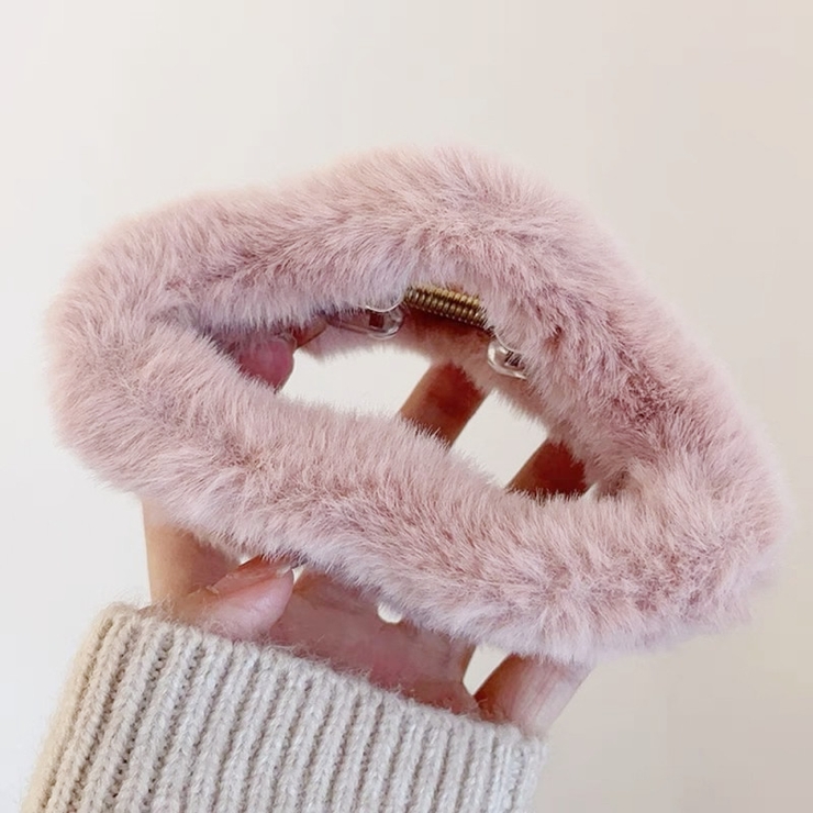 ピンク | ファーフレームヘアクリップ 10414 | G&L Style