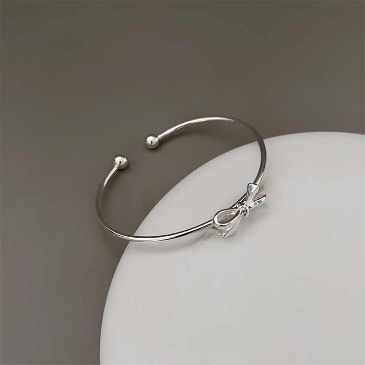 リボンモチーフシルバーバングル 9651[品番：XB000009966]｜G&L Style