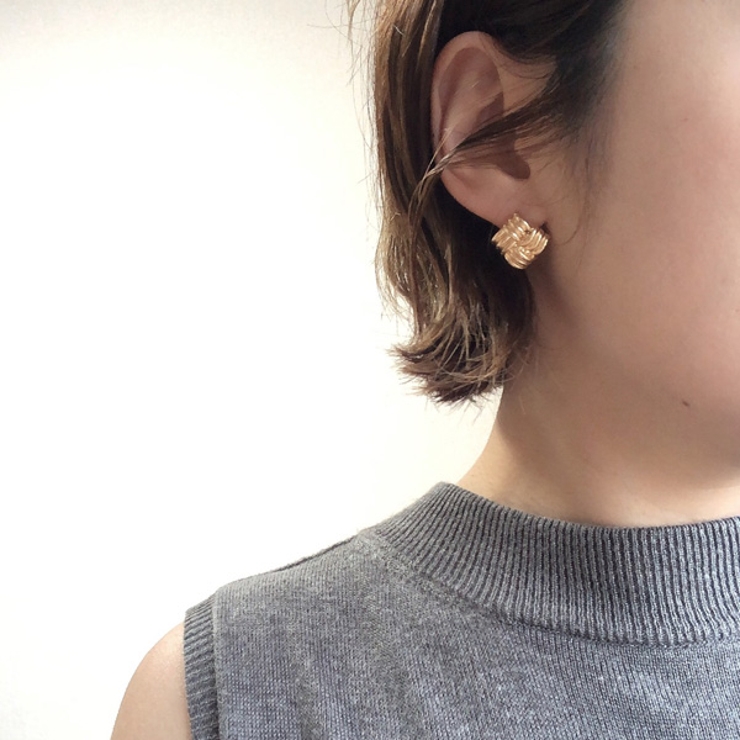 編み込み ピアス ゴールド[品番：GLJA0000415]｜gulamu jewelry